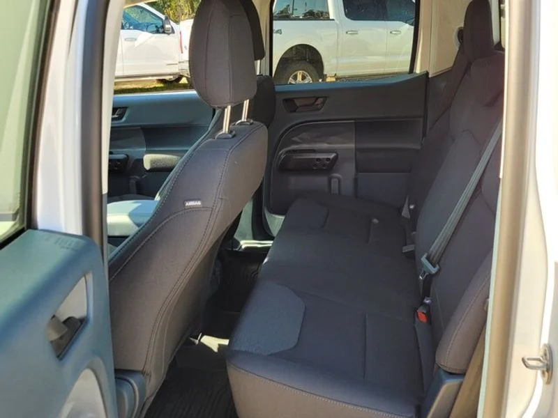2025 Ford Maverick XL - Photo 6