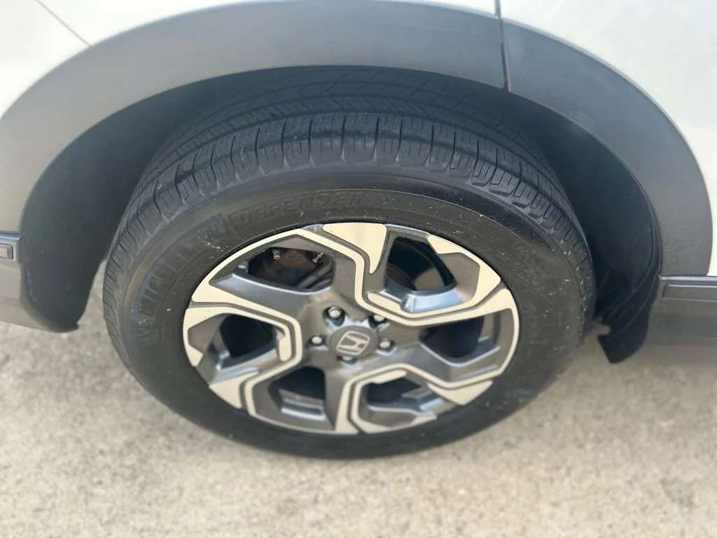 Used 2018 White Honda EX image 31