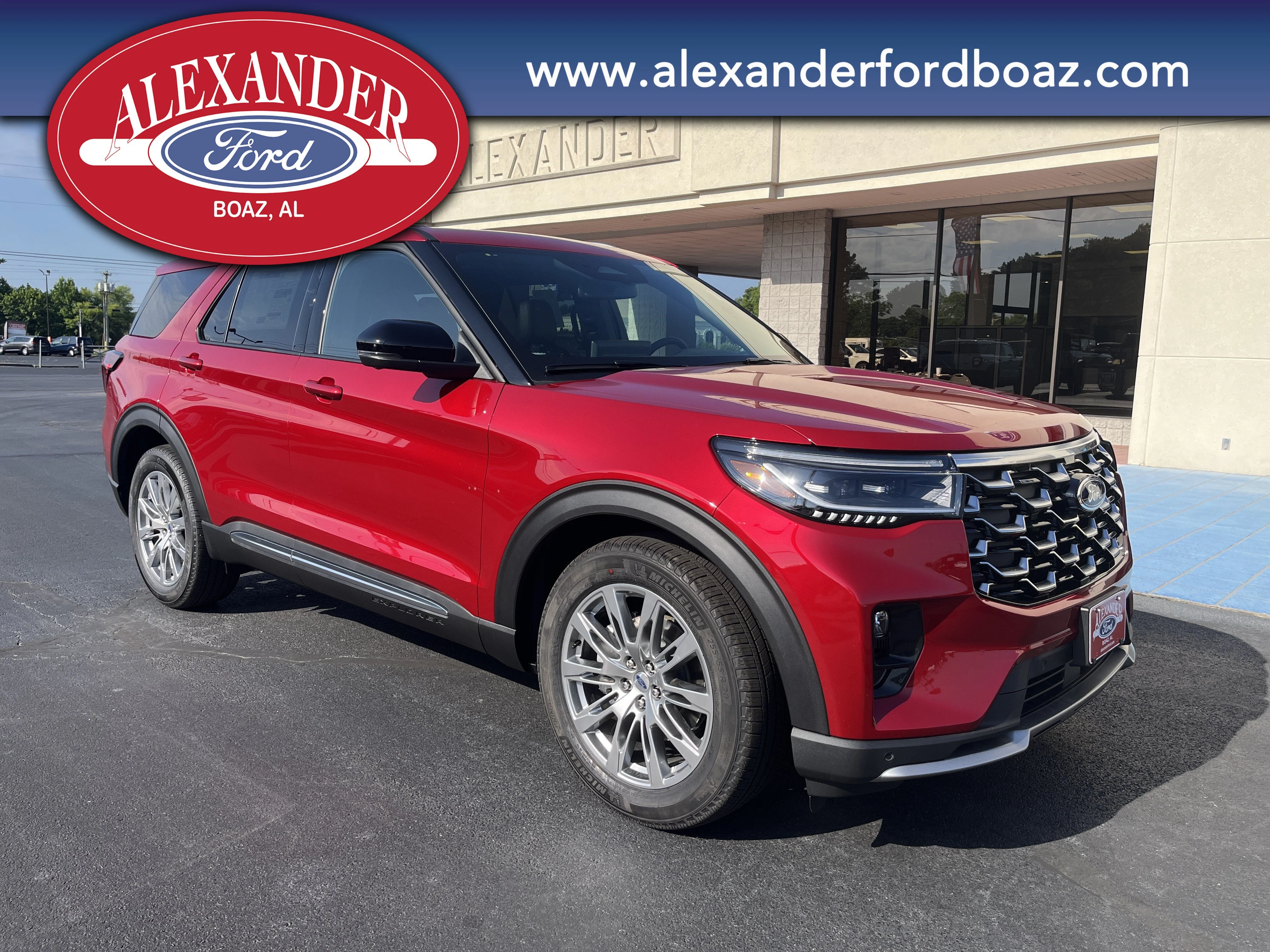 New 2026 Rapid Red Metallic Tinted Clearcoat Ford Platinum™ image 3