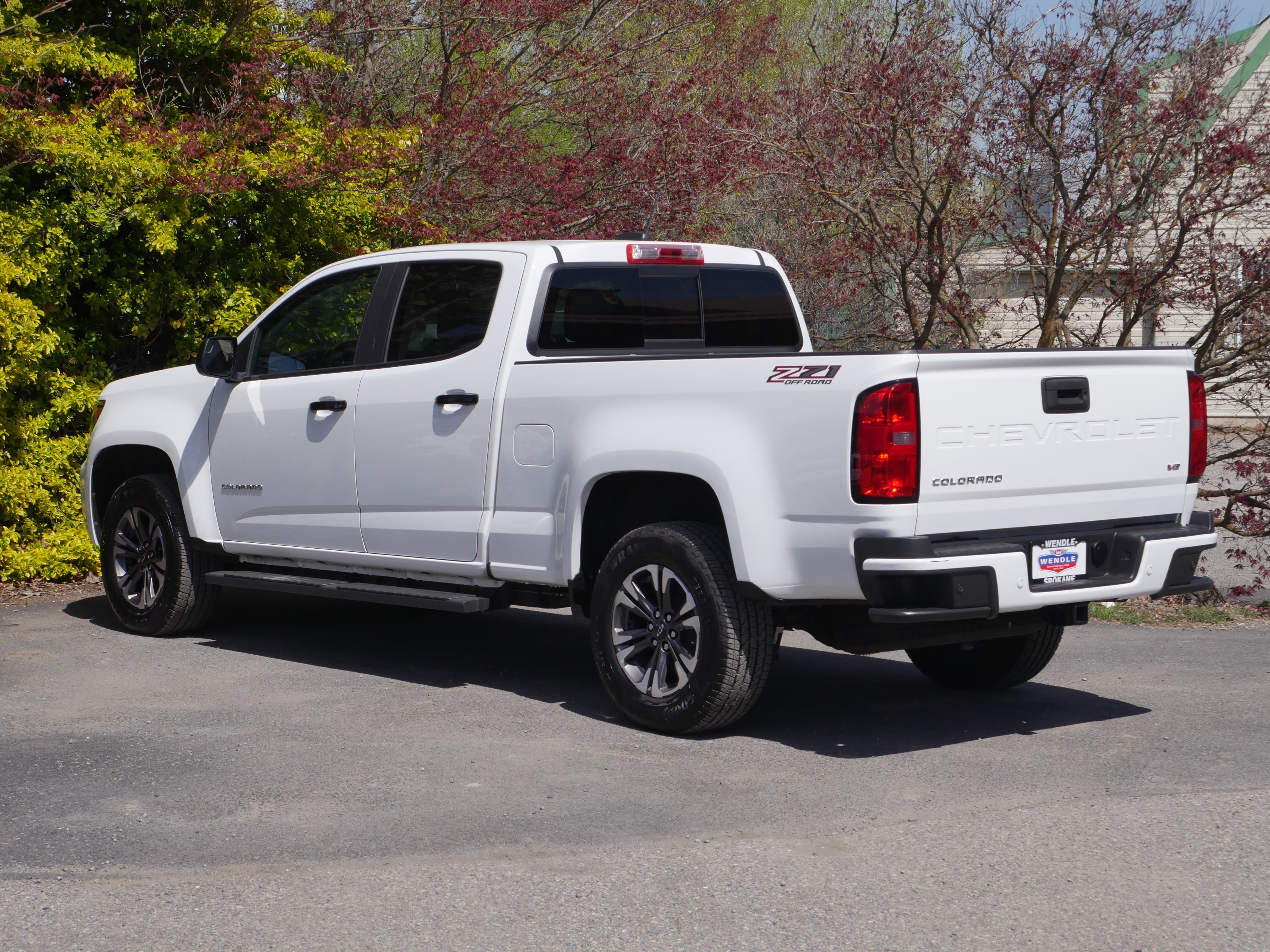 Used 2022 Summit White Chevrolet 4WD Z71 image 20
