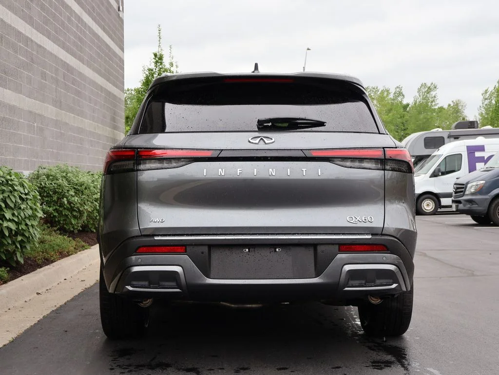 Used 2025 Gray INFINITI Sensory image 6