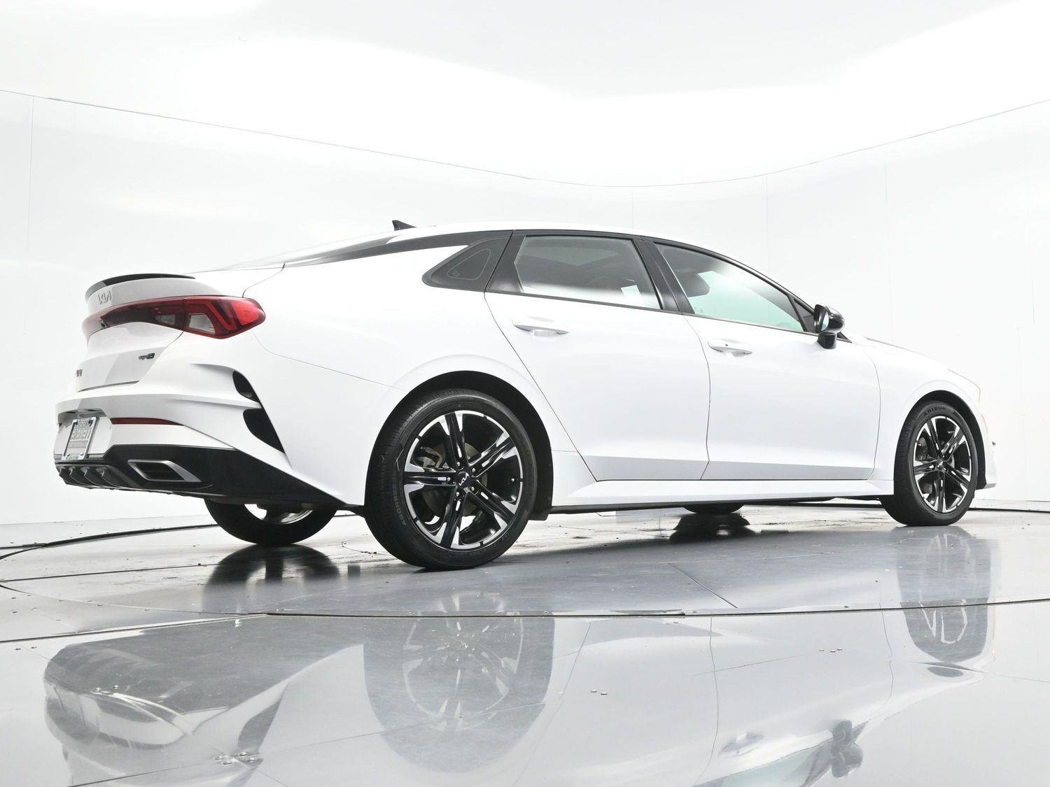 Used 2022 Glacial White Pearl Kia GT-Line image 49