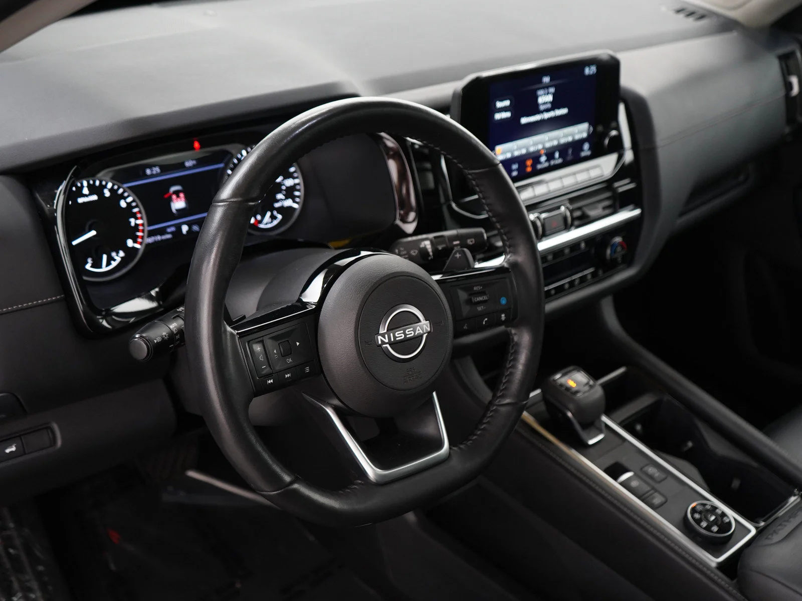 Used 2023 Gun Metallic/Super Black Nissan SL image 22