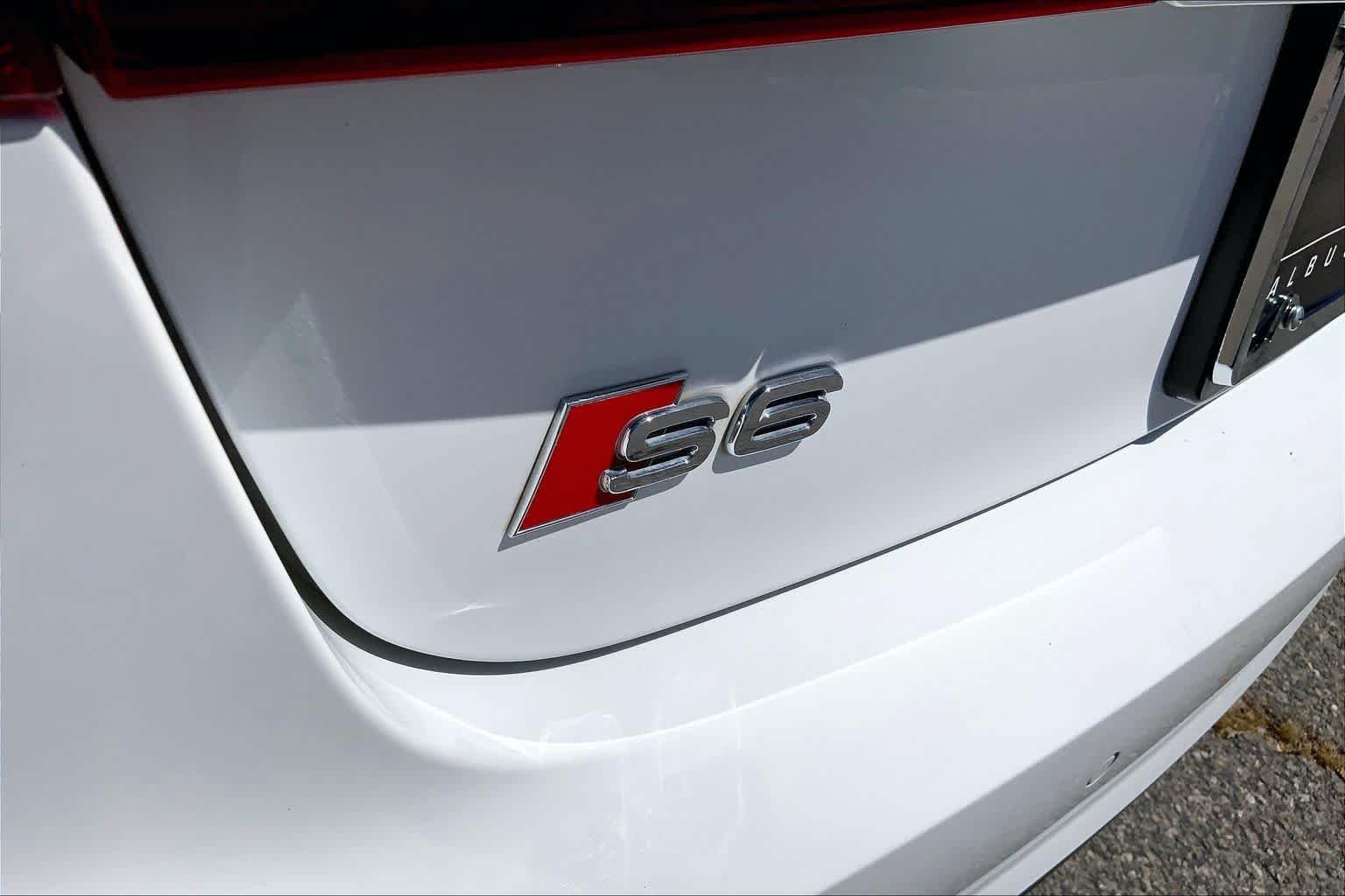 Used 2017 Glacier White Metallic Audi Premium Plus image 30