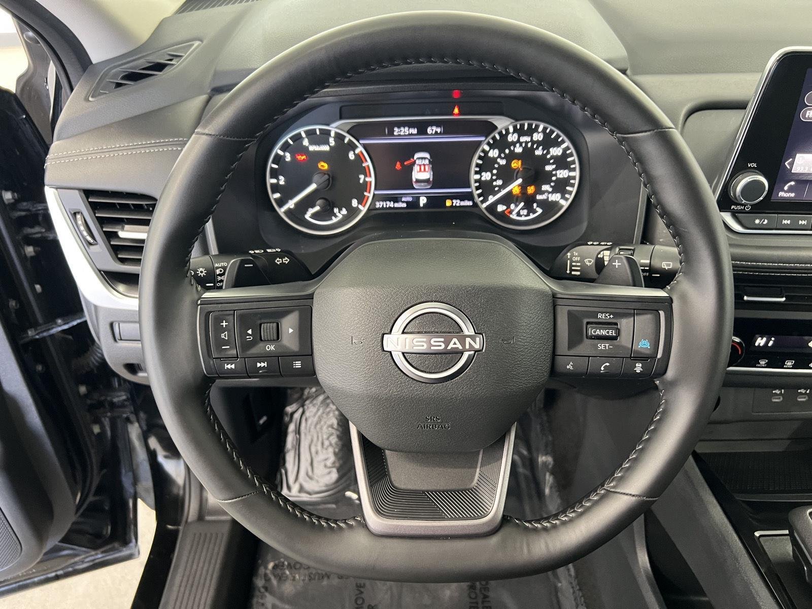 2025 Nissan Rogue SV - Photo 15