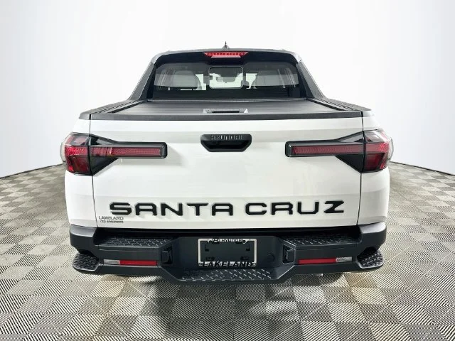 New 2027 White Hyundai SEL image 4