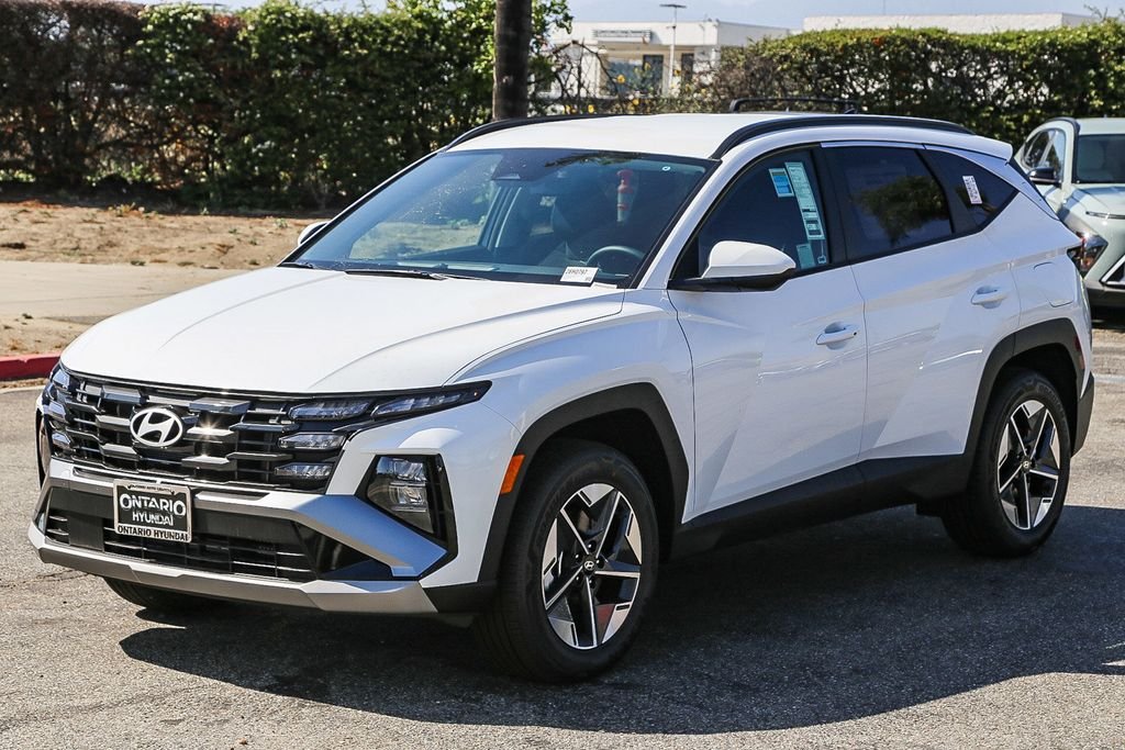 New 2026 White Hyundai SEL image 4
