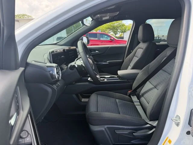 New 2026 Summit White Chevrolet LT image 5