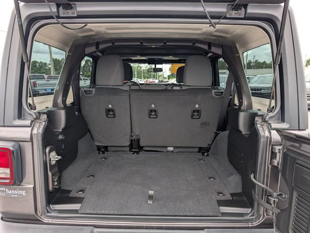 Used 2025 Crystal Metallic Jeep Sport image 29