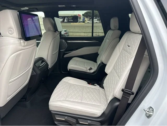 New 2026 Vibrant White Tricoat Cadillac Platinum Sport image 27