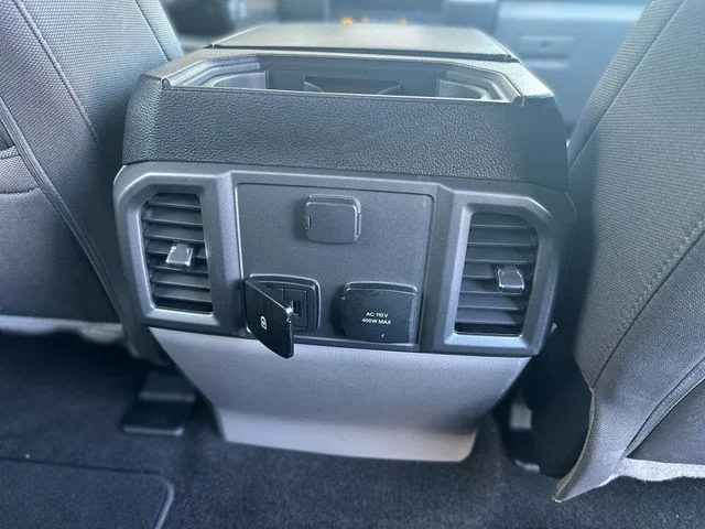 Used 2019 Blue Ford XLT image 23