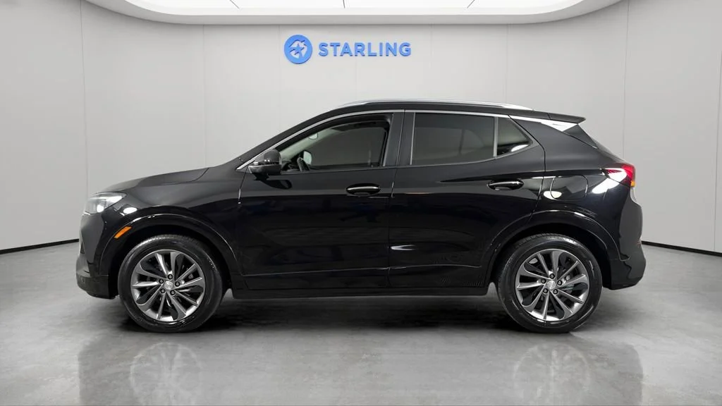 Used 2022 Ebony Twilight Metallic Buick Select image 3