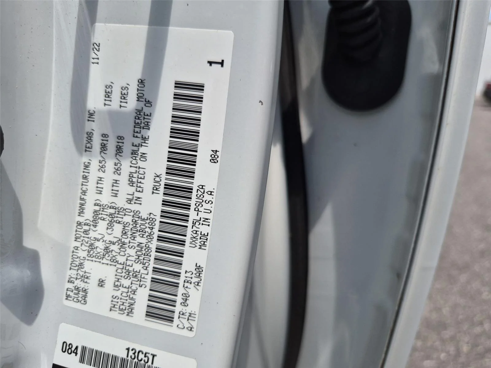 Used 2023 Ice Cap Toyota SR5 image 39