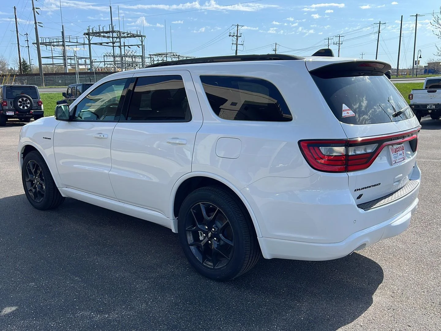 New 2026 White Knuckle Clear-Coat Exterior Paint Dodge GT Plus HEMI V8 image 5