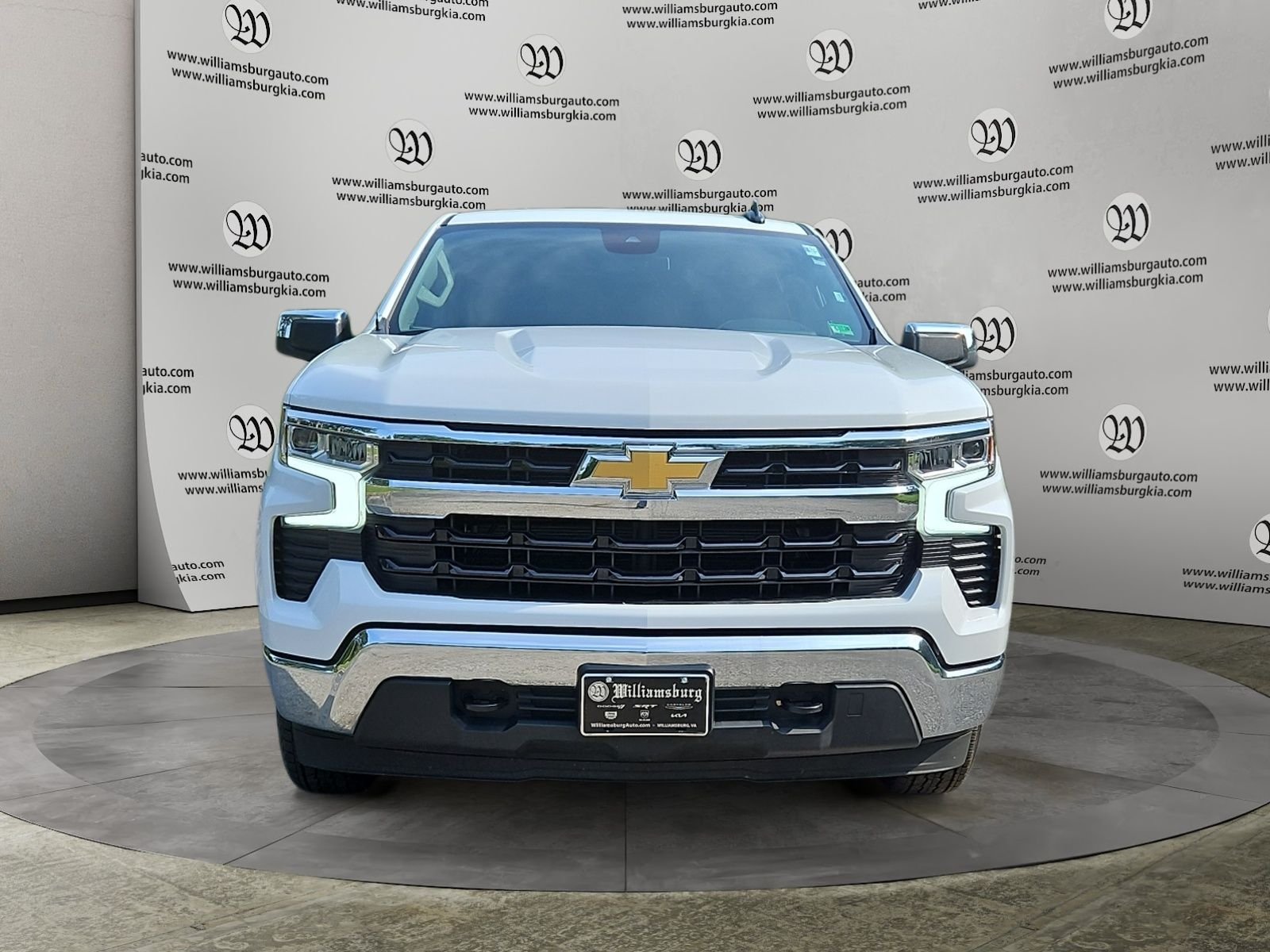 2025 Chevrolet Silverado 1500 LT - Photo 8