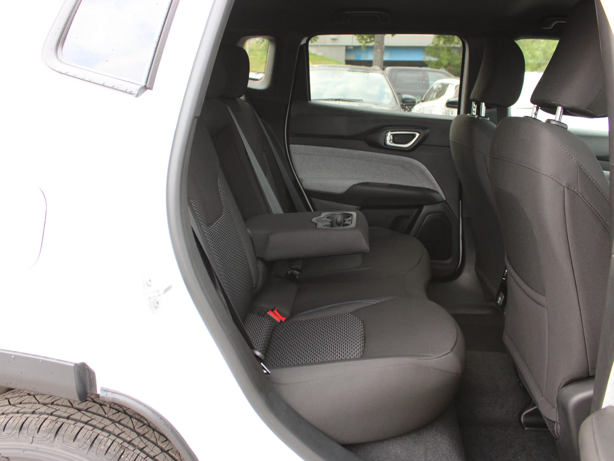 Used 2025 White Jeep Sport* 4x4 image 11