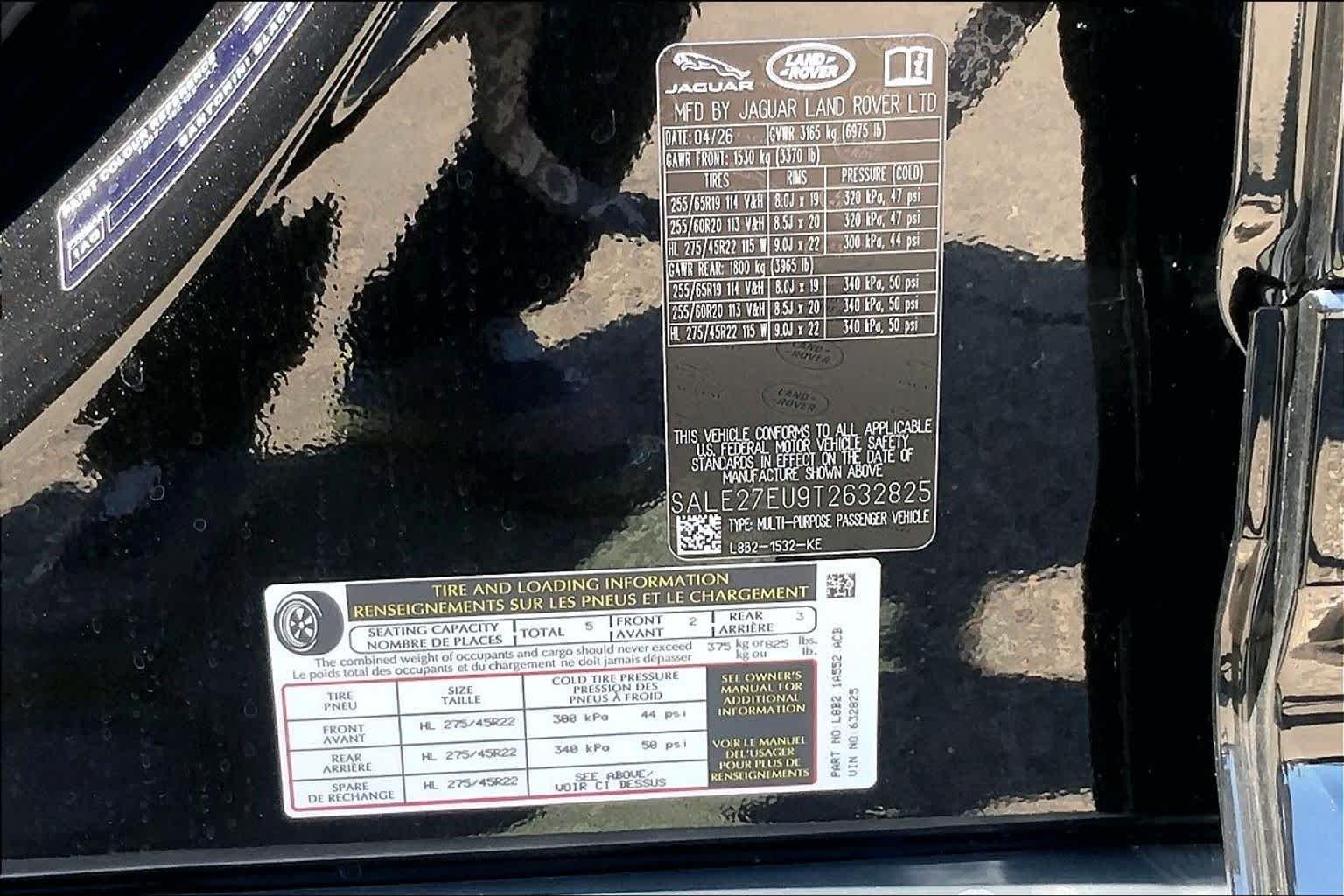 Used 2026 BLACK Land Rover X-Dynamic SE image 12