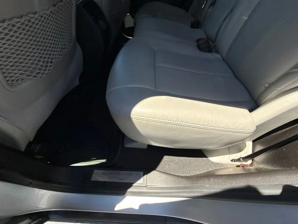 Used 2014 Silver Cadillac Base image 20