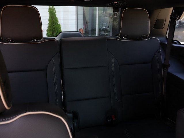 2026 GMC Yukon Elevation - Photo 13