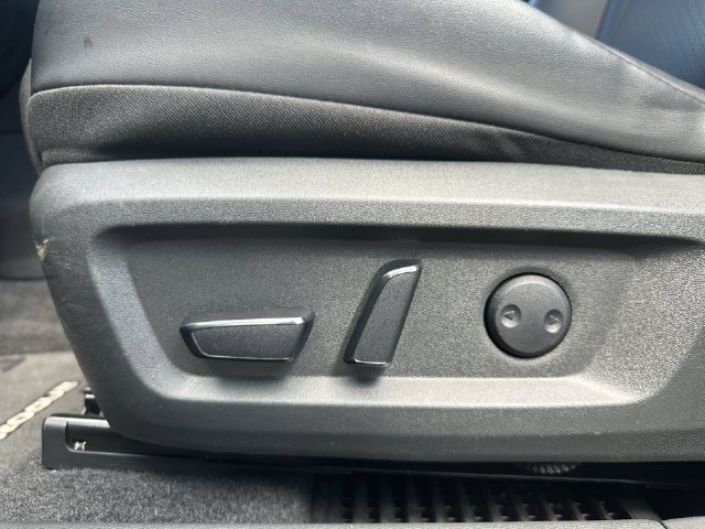 Used 2023 Black Nissan SV image 16
