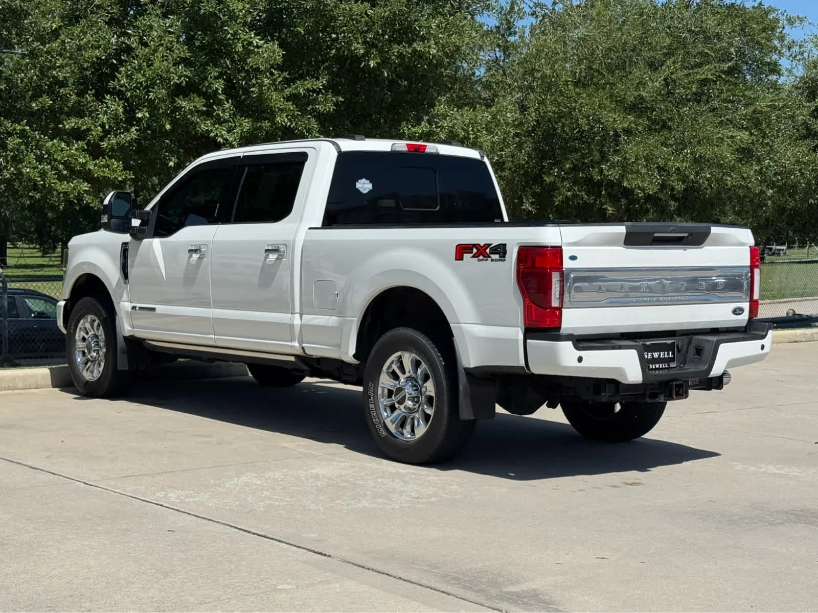 Used 2021 Star White Metallic Tri-Coat Ford Limited image 8