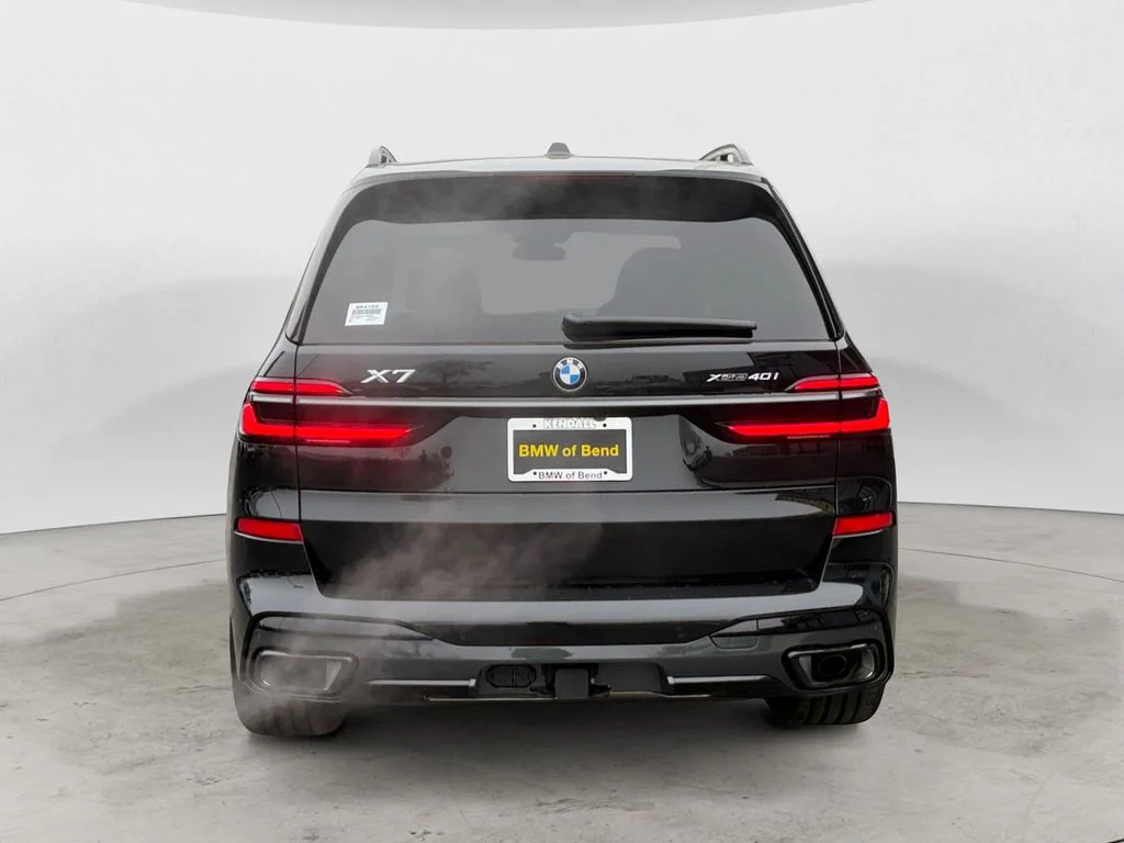 2026 BMW X7 40i - Photo 6