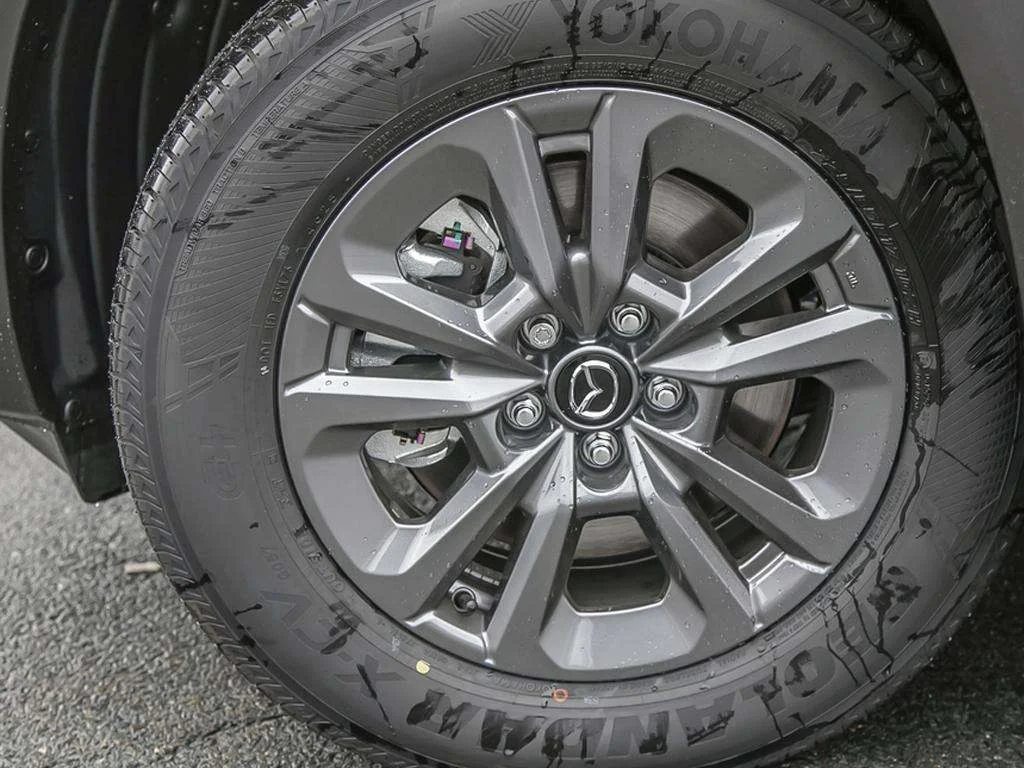 New 2026 Rhodium White Metallic Mazda GX image 7
