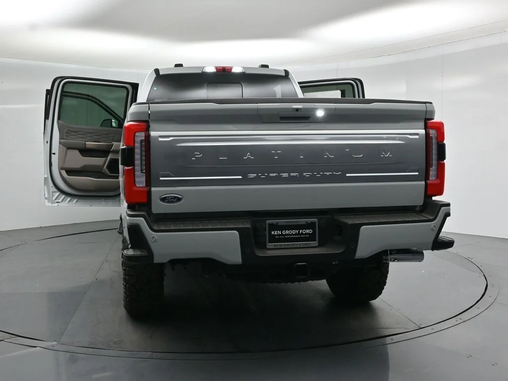 New 2026 Avalanche Ford Platinum image 31