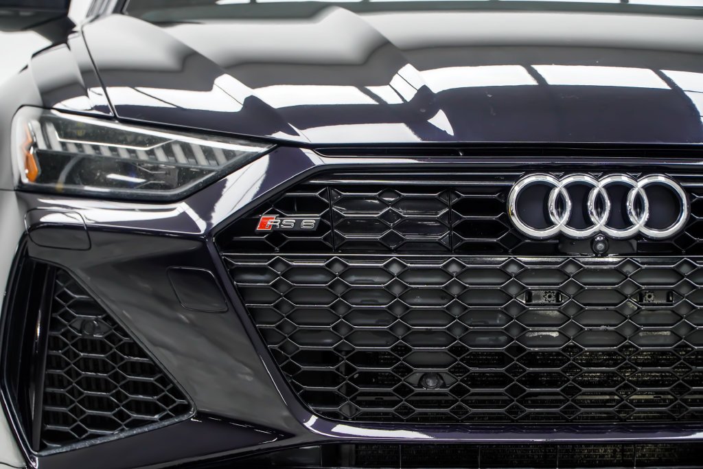 Used 2021 Black Audi 4.2 image 16