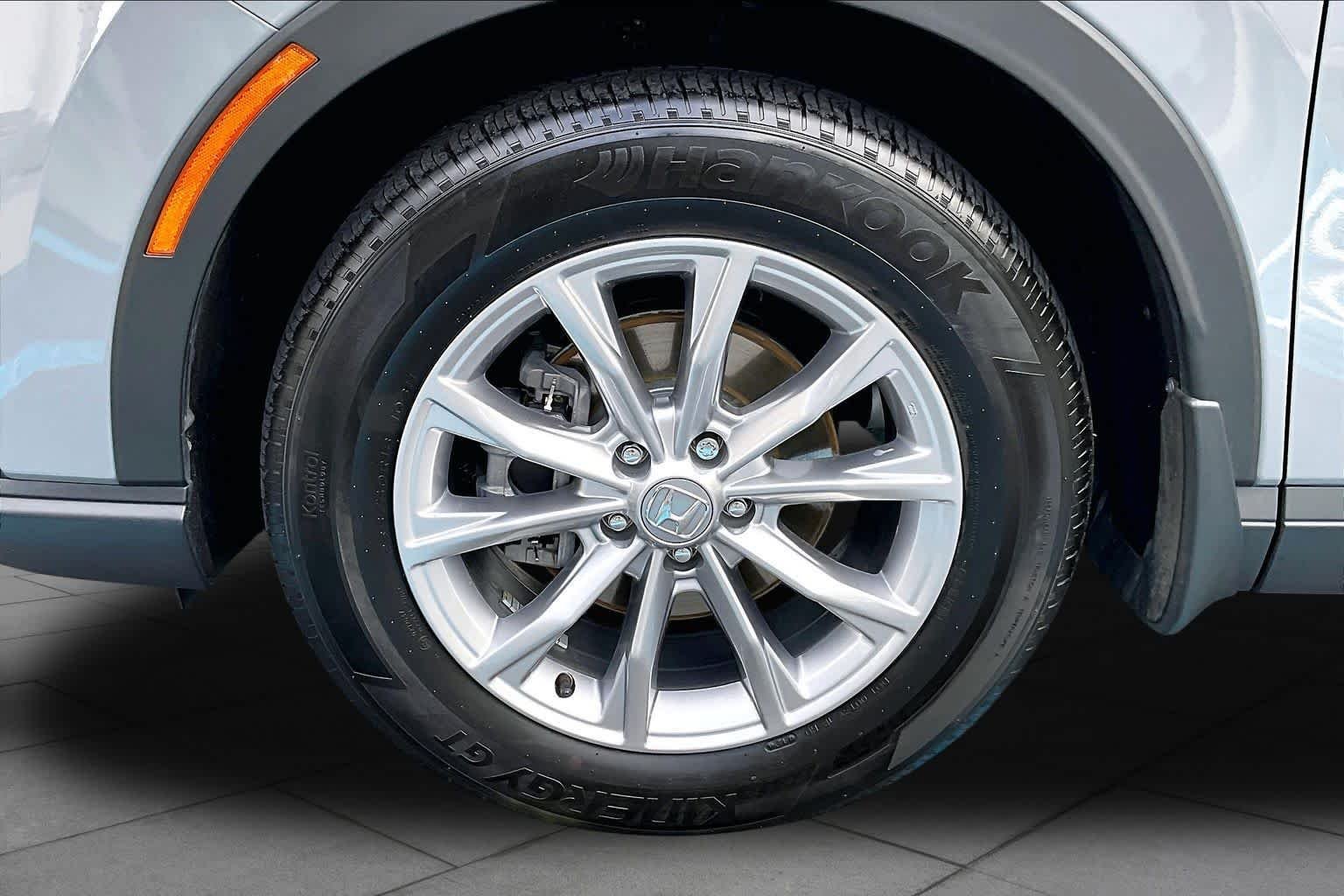 2024 Honda CR-V EX - Photo 11