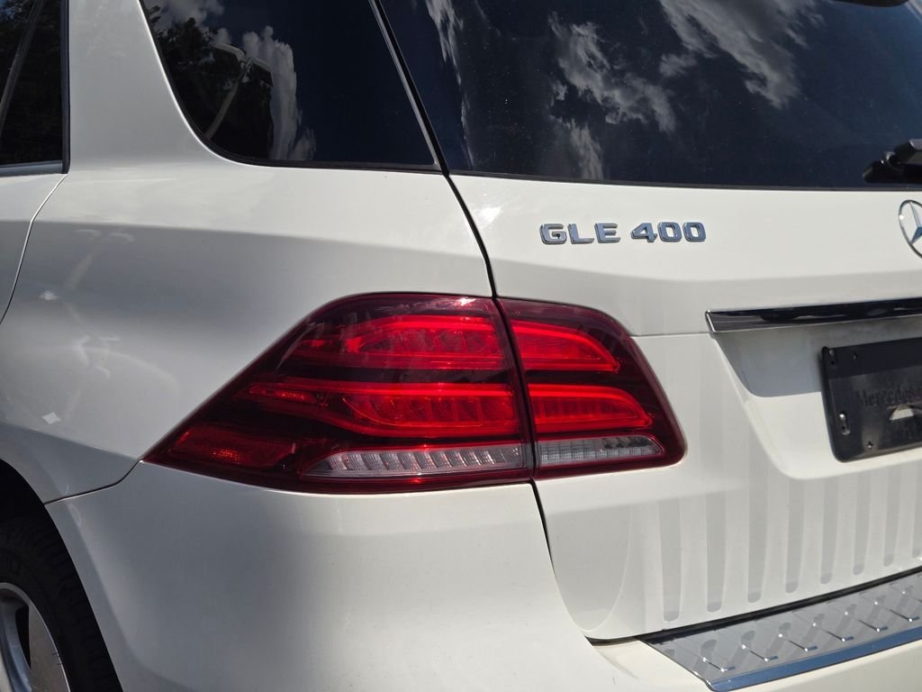 Used 2019 White Mercedes-Benz GLE 400 image 9