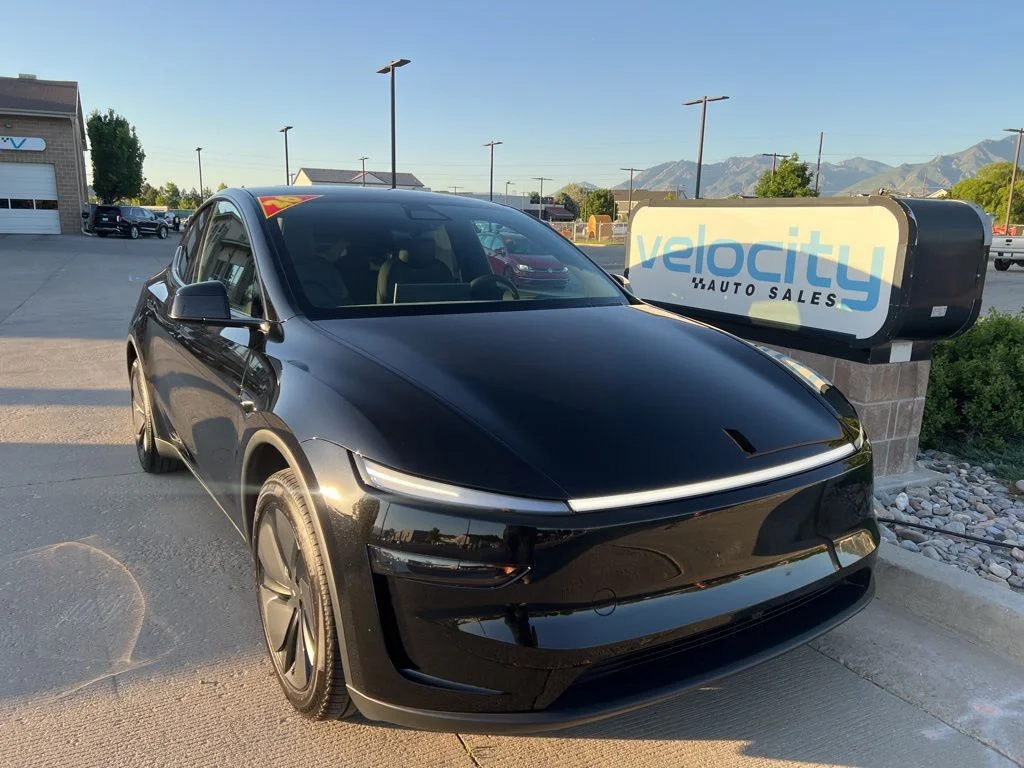 Used 2026 Black Tesla  image 1