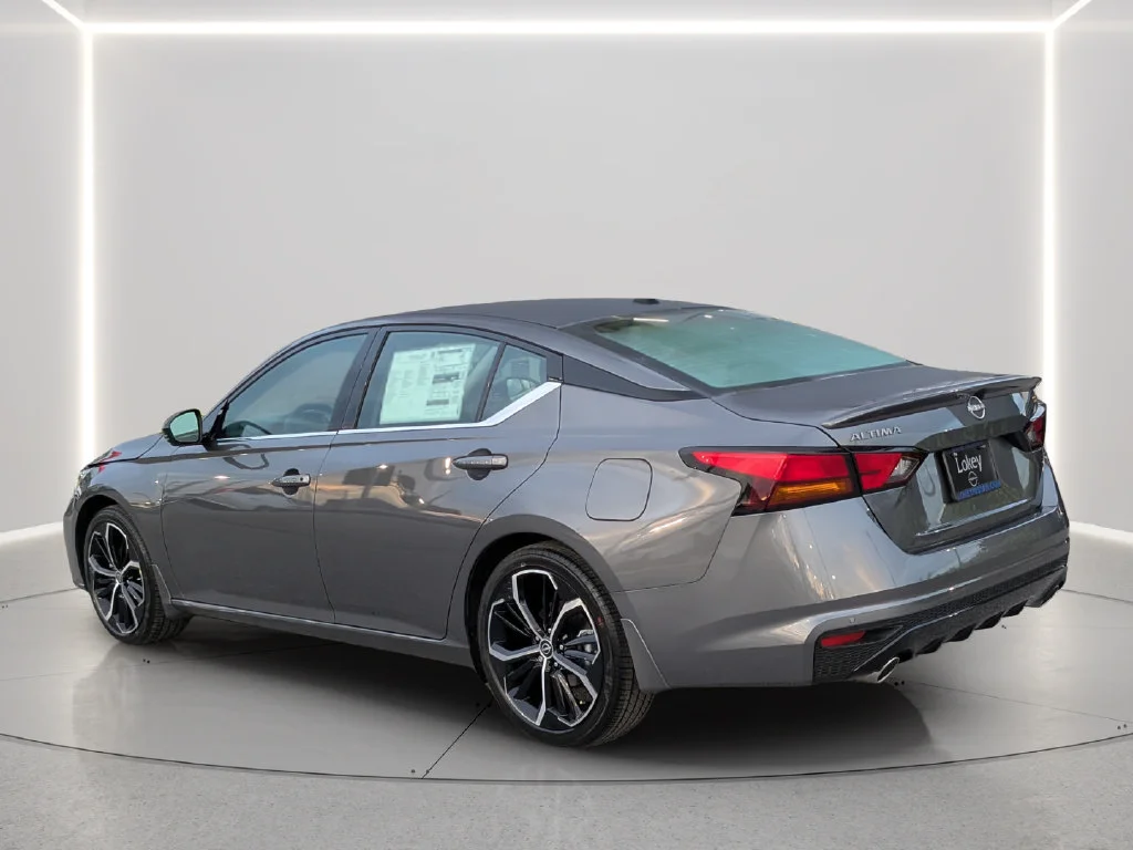 New 2026 Gun Metallic Nissan SR image 4