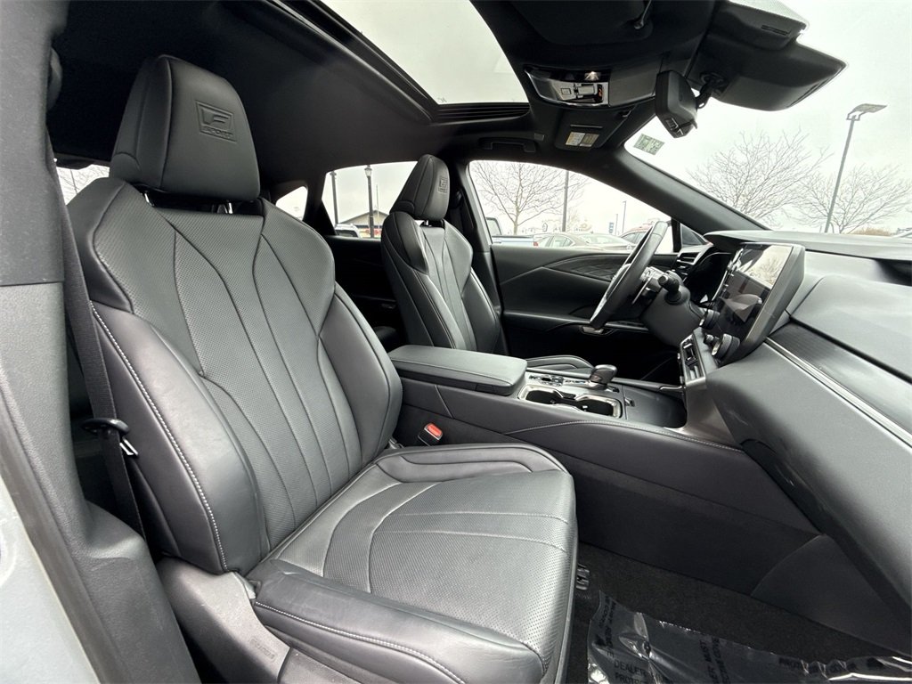 2024 LEXUS RX - Image 25