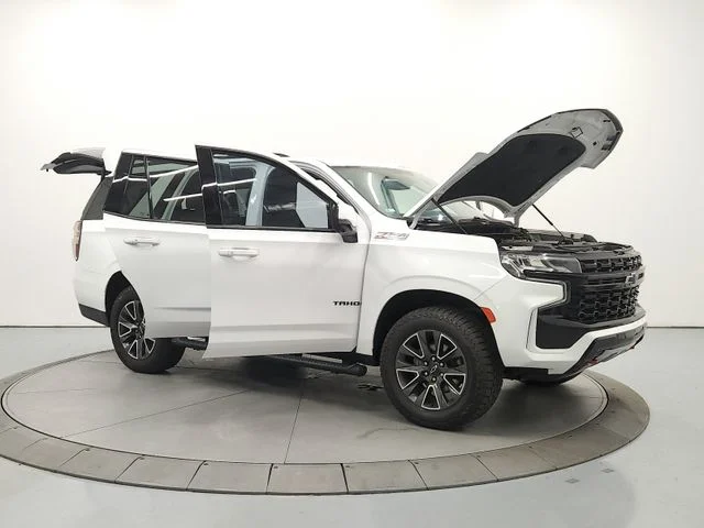 Used 2022 White Chevrolet Z71 image 9