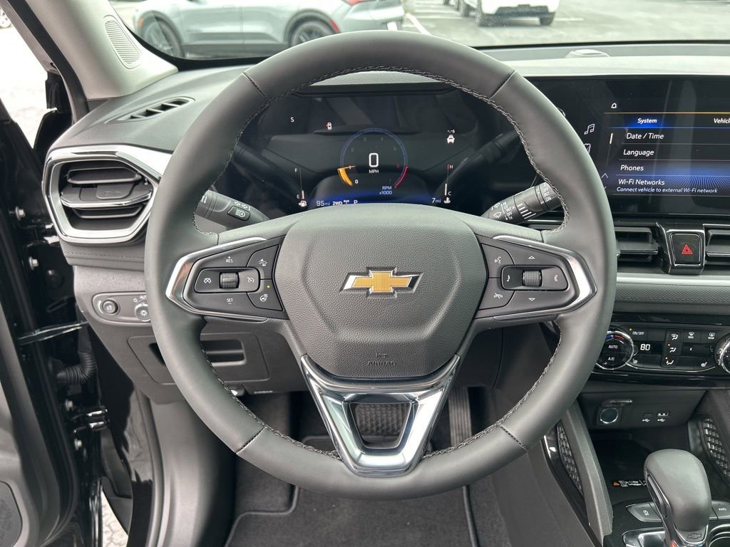 New 2026 Mosaic Black Metallic Chevrolet LT image 25