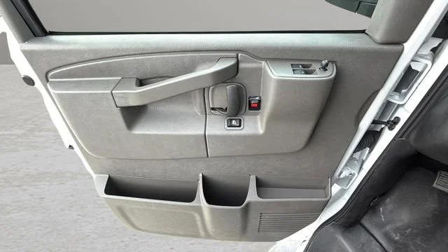 Used 2024 Summit White GMC Work Van image 19