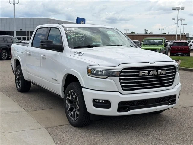 New 2026 Bright White Clear-Coat Exterior Paint RAM Laramie image 3