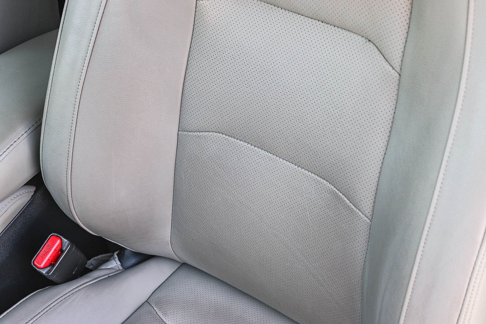 Used 2019 Platinum White Pearl Honda Touring image 22