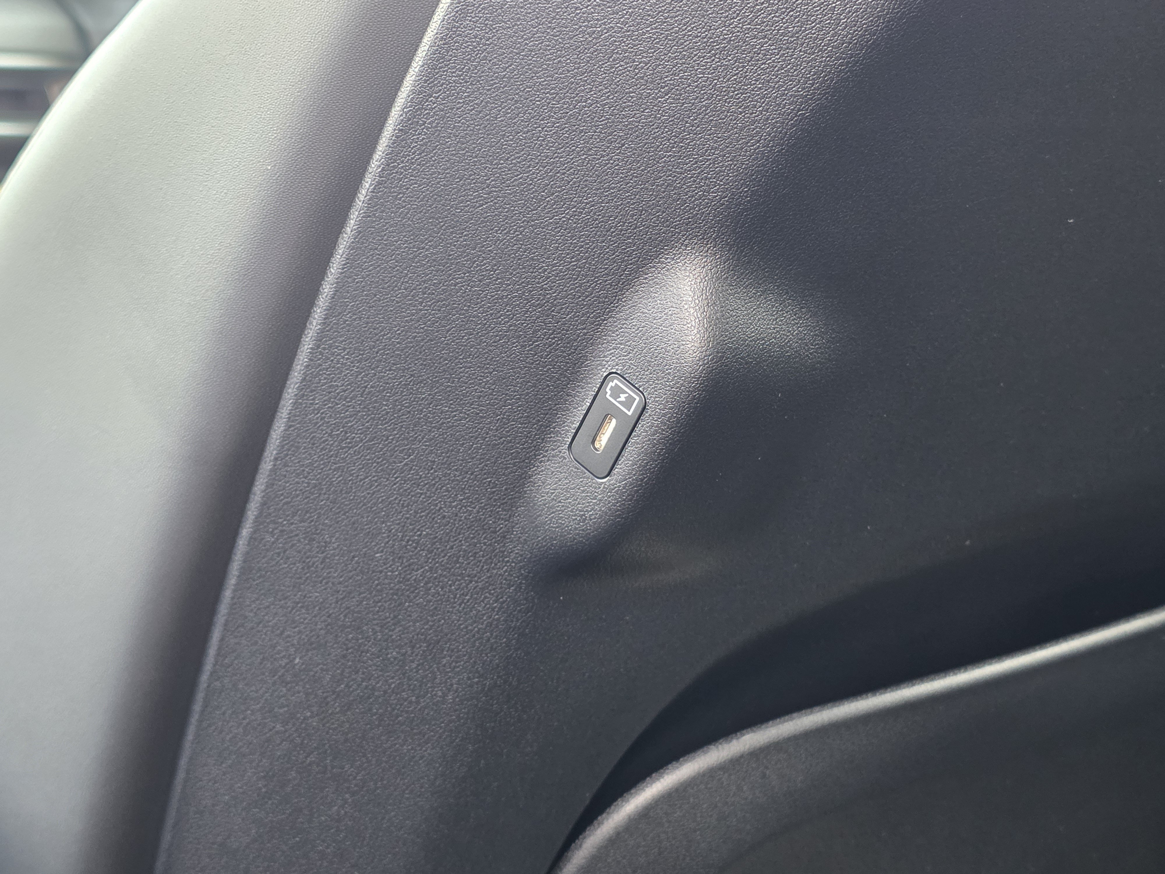 New 2027 Terrain Brown Kia X-Line SX image 16