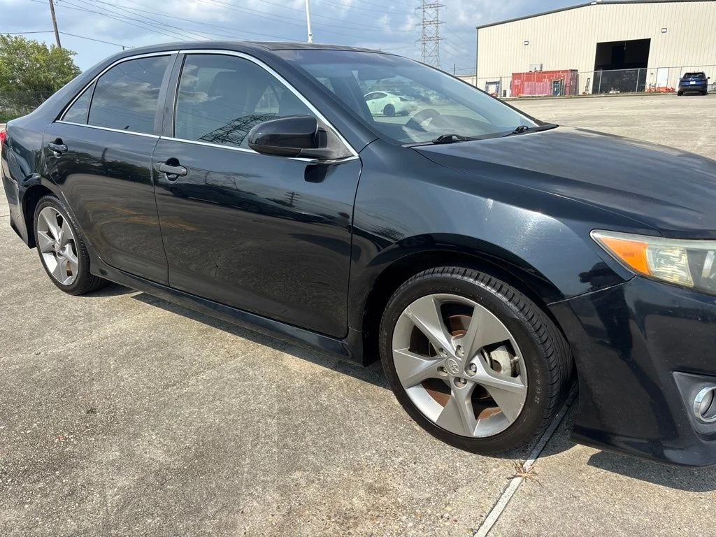 2012 Toyota Camry SE Limited Edition
