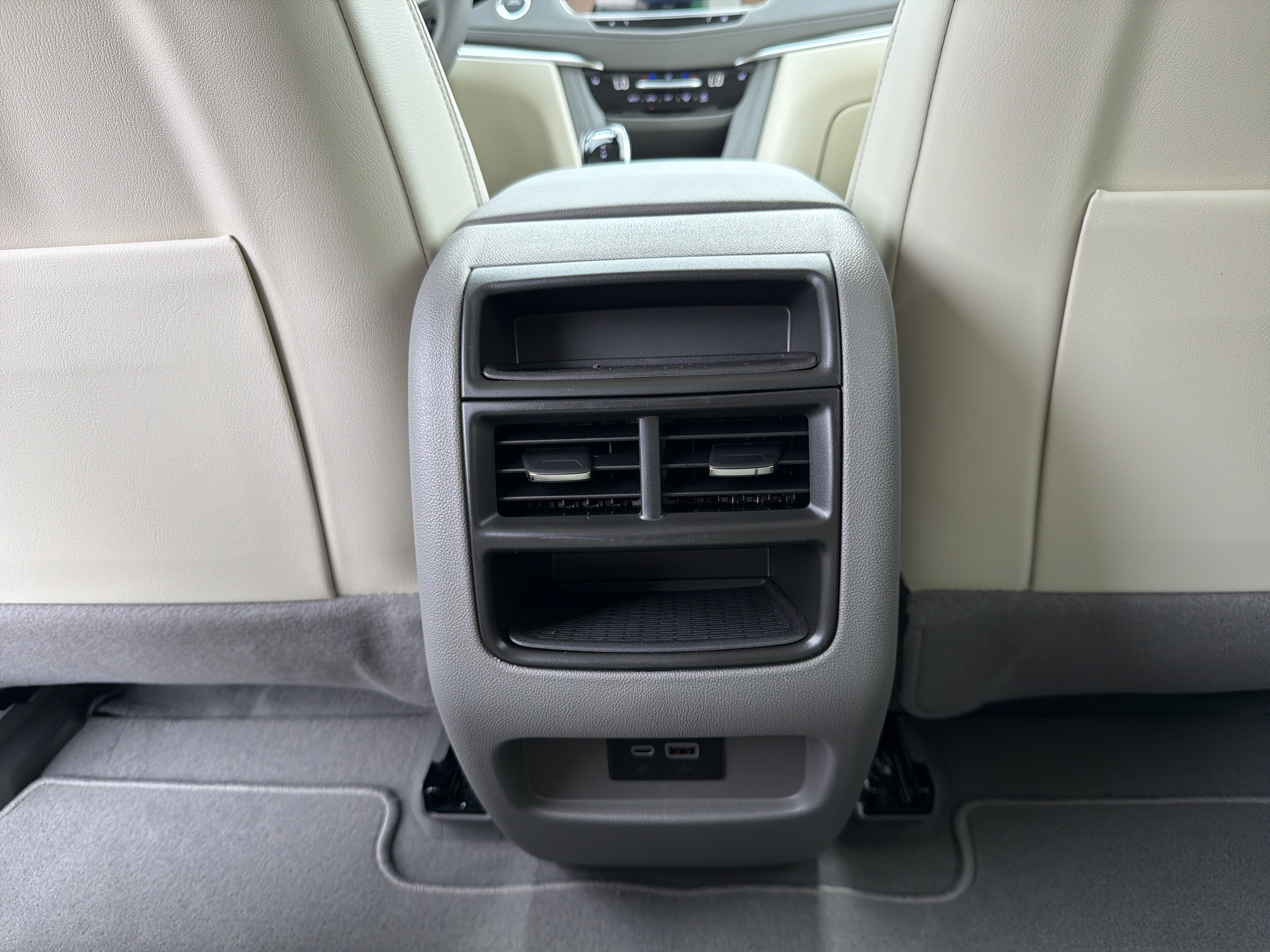 2026 Cadillac XT5 Premium Luxury - Photo 25