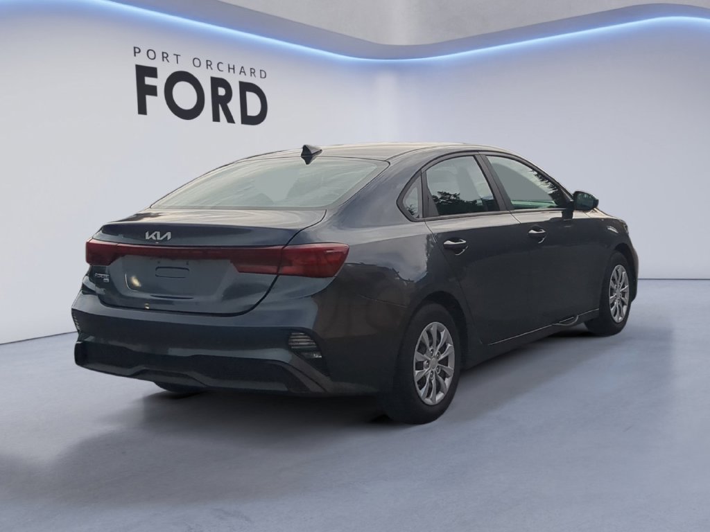 Used 2022 Gravity Gray Kia FE image 7