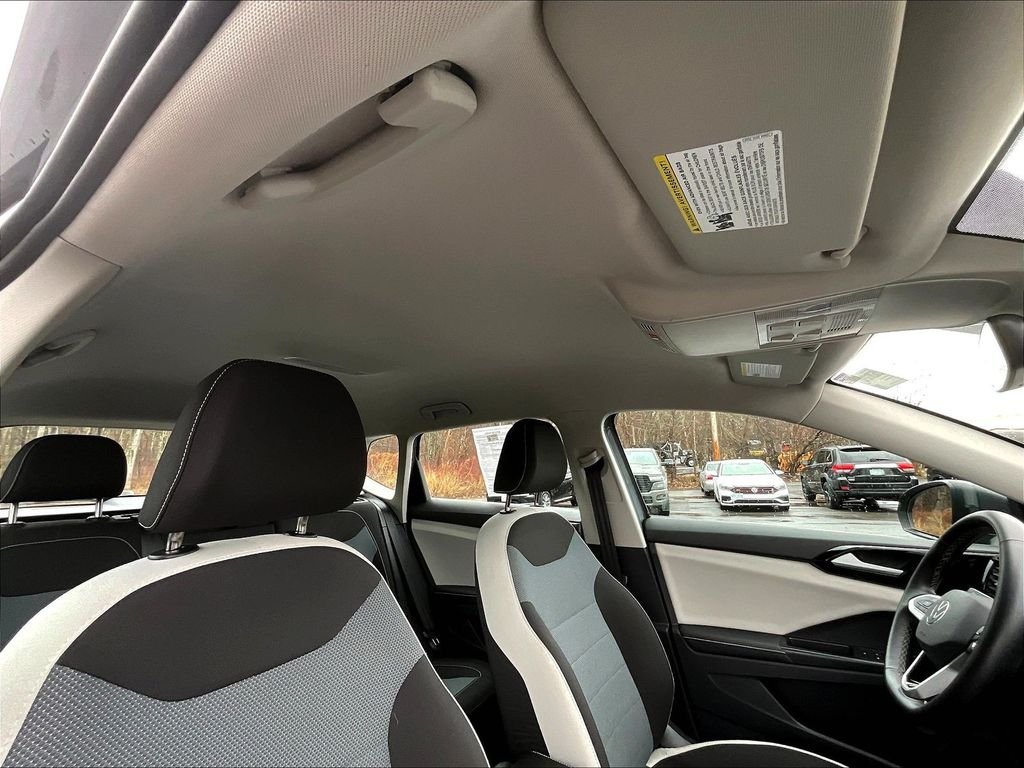 Used 2025 Gray Volkswagen 1.5T S image 7