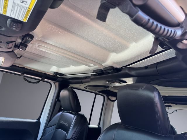 Used 2018 White Jeep Sahara 4x4 image 24
