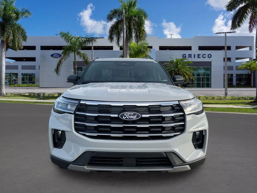 New 2027 White Ford 4DR RWD ACTIVE image 2