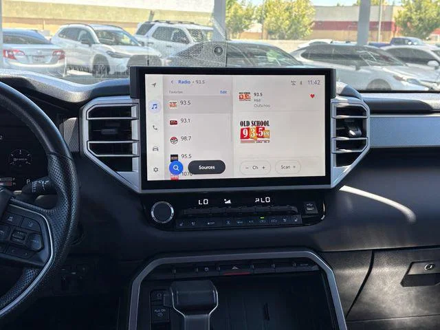 Certified Used 2025  Toyota Limited image 47