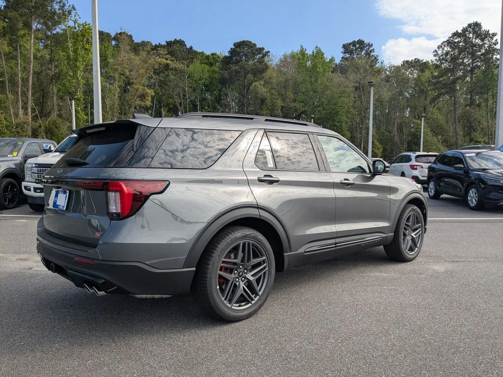 New 2026 Carbonized Gray Metallic Ford ST image 4