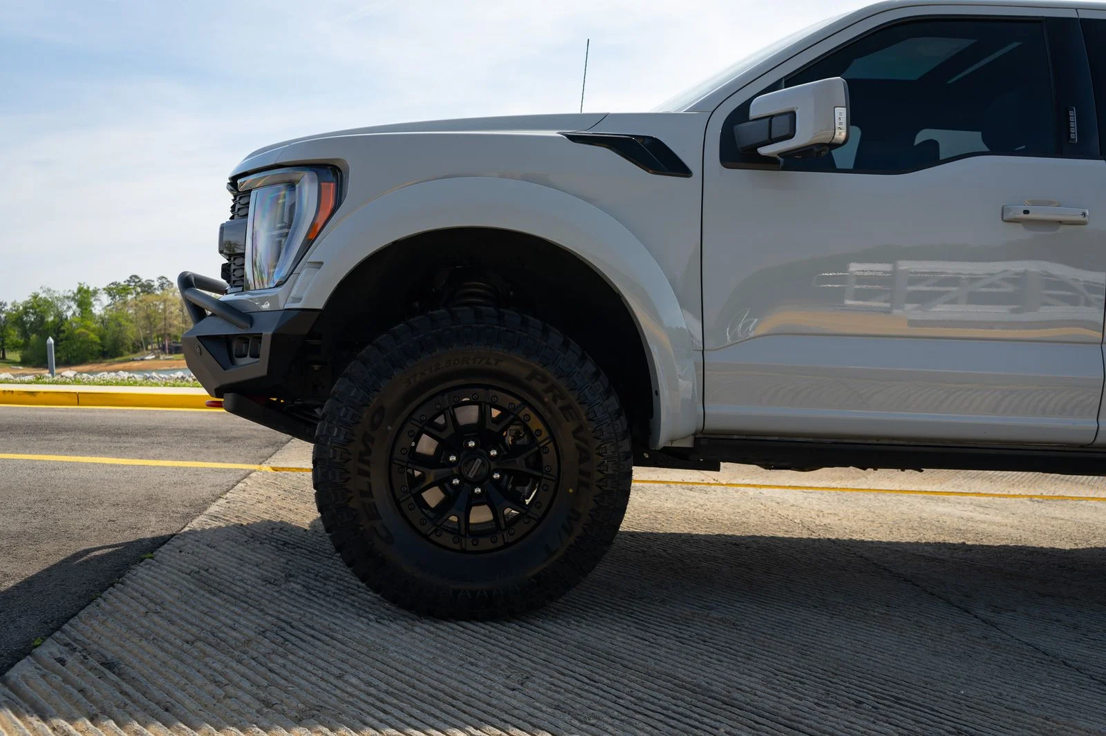 Used 2023 Avalanche Ford Raptor image 11