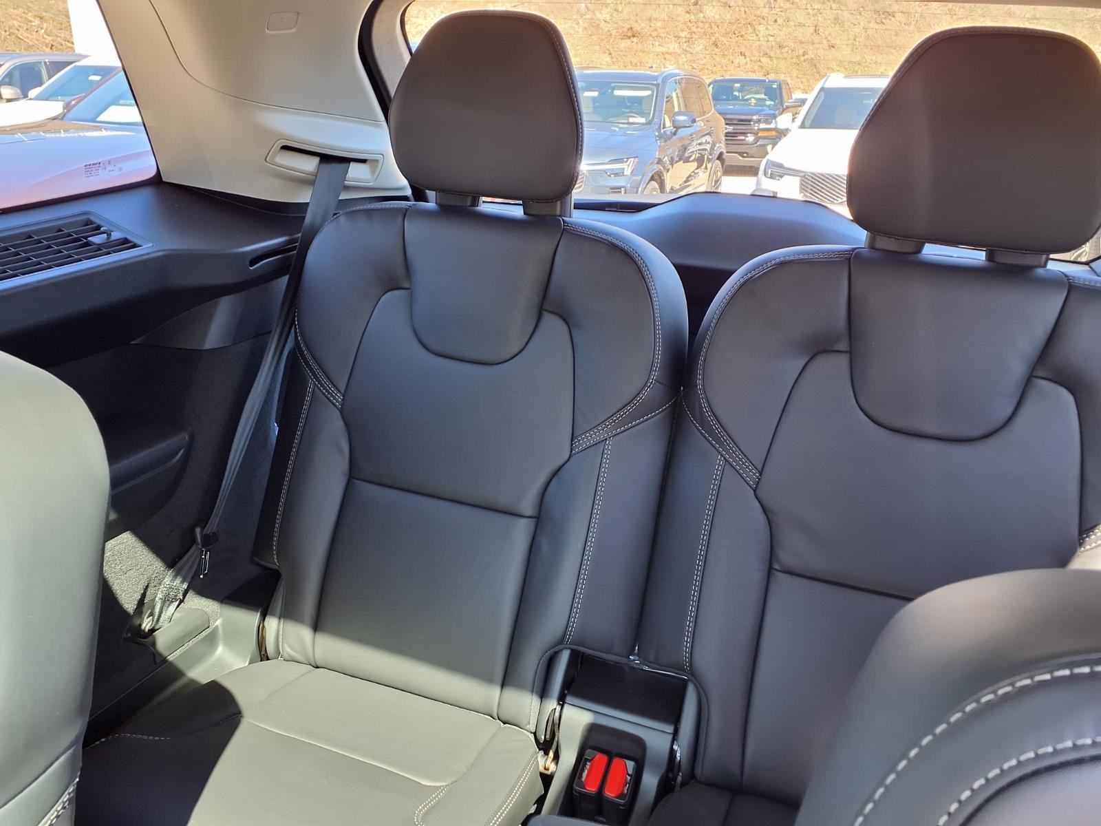 New 2026 Denim Blue Volvo Ultra image 8